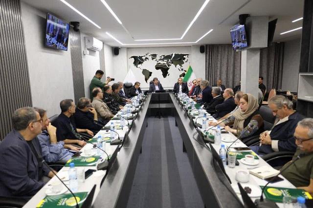 نشست هماندیشی جمعی از سینماگران کشور و استاندار کرمان برگزار شد