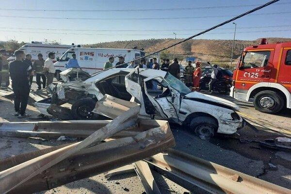 تصادف در محور بوئینزهرا ۳ کشته برجای گذاشت