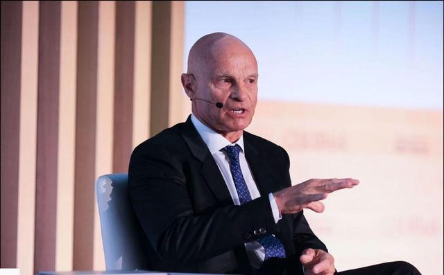 افزایش ذخیرهسازیهای شناور نفت در پی تحریمهای غرب