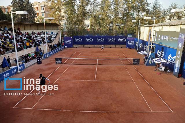 واگذاری زمین تنیس استقلال تهران به تعویق افتاد