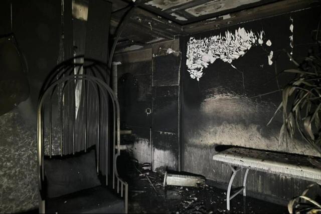 نجات 8 نفر از جمله یک کودک دو ساله در آتشسوزی یک ساختمان اداری