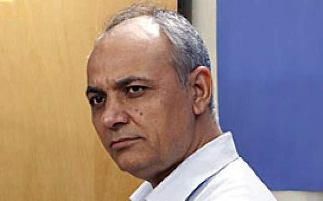 طعنه زیدآبادی درباره بازگشت تاجزاده به زندان؛ «اگر مرخصیاش تمدید میشد، عرش خدا به لرزه درمیآمد!»