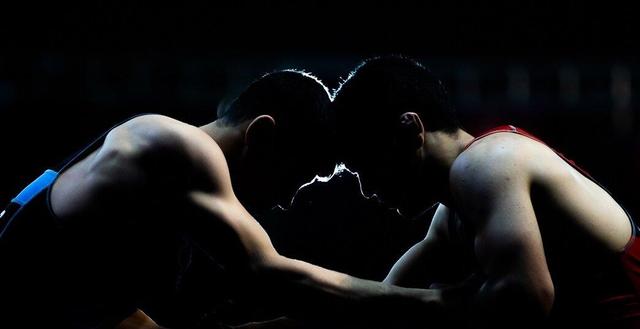 عکس| اقدام اخلاقی قهرمان ایرانی کشتی جهان و المپیک