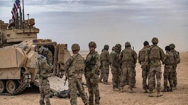 رویترز: نظامیان آمریکا در یک پایگاه هوایی در پایتخت سوریه مستقر میشوند