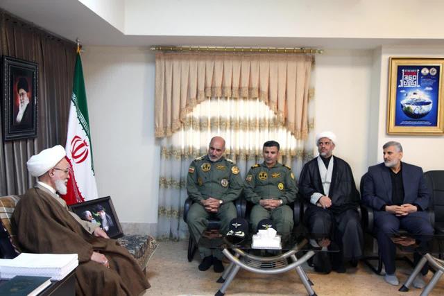 هوانیروز ارتش آماده خدمترسانی به مردم در هر شرایطی است