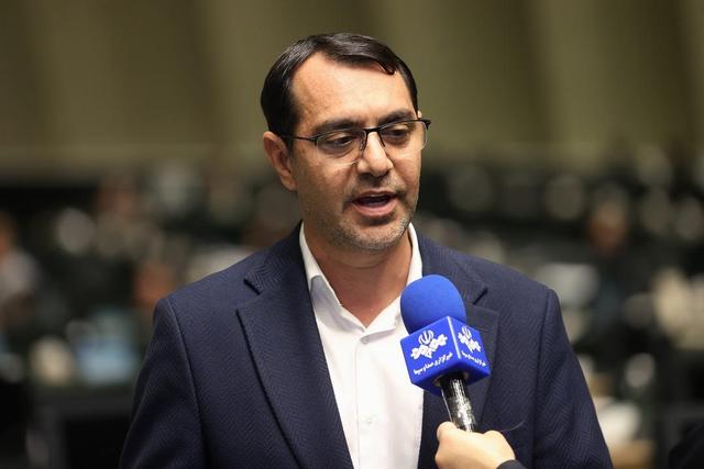 بانکها از تقویت تسهیلات در بخش اشتغال خُرد غافل نشوند