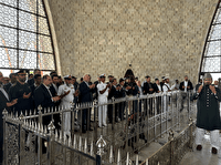 ادای احترام رئیس مجلس ایران به بنیانگذار پاکستان