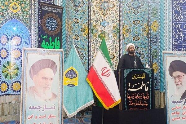 امامجمعه سراوان: فعالسازی بازارچههای مرزی کلید بهبود معیشت مردم است
