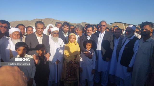 فیلم | سفر معاون رئیسجمهور به نیکشهر؛ از کلنگزنی مدرسه تا توجه ویژه دولت به مناطق محروم