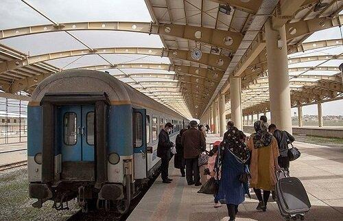 توقف قطارهای تبریز-مشهد و زنجان-مشهد در آبیک با دستور وزیر راه