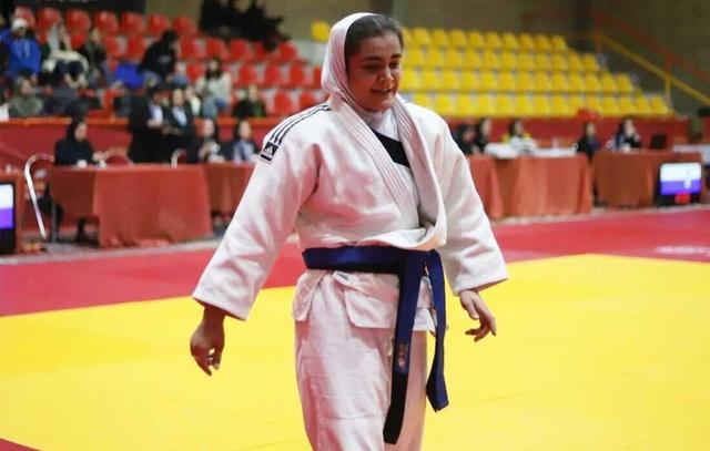 ببینید | اشکهای سمیرا خاک خواه جودوکار وزن منفی ۶۳ کیلوگرم بعد از باخت