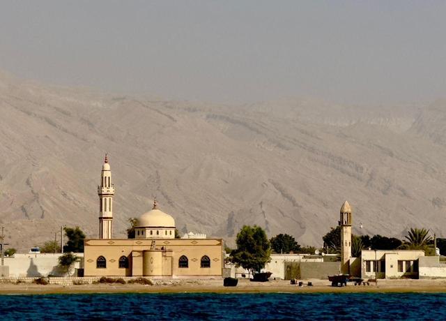 آغاز طرح امکانسنجی روستاهای هدف هرمزگان برای معرفی «برند ملی گردشگری»/ «بندر مقام»؛ کانون گردشگری هویتمدار با محوریت «صید و تجارت مروارید»