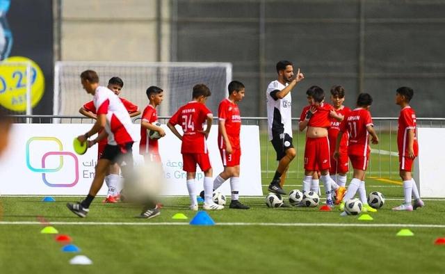 درخشش آکادمی فوتبال اسپارک در تورنمنت بینالمللی امارات؛ پیروزی تیم ایرانی مقابل پاریسنژرمن و بارسلونا