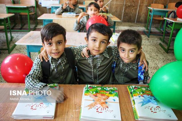 مدیر آموزش و پرورش ماهنشان: آموزش تنها در کلاس درس خلاصه نمیشود