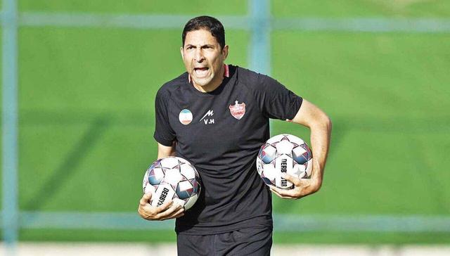 عکس| فرود هلی کوپتر قرمز در رینگ بوکس!