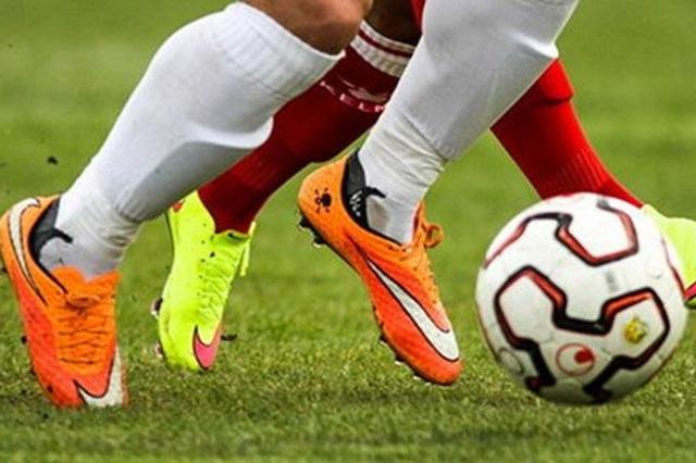 ببینید | تبدیل زمین فوتبال به رینگ بوکس