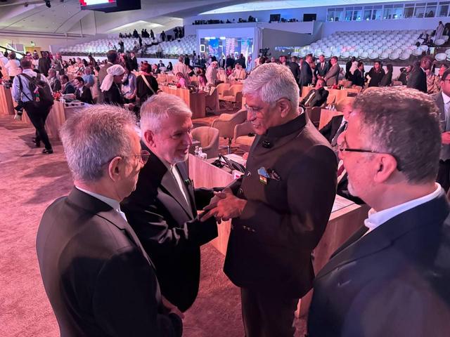 صالحیامیری: روابط فرهنگی و گردشگری دوجانبه ارتقا مییابد/ شکهاوات: آماده گسترش همکاریها و امضای تفاهمنامه با تهران هستیم