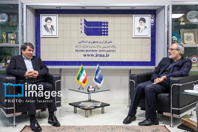 استاندار کرمان از خبرگزاری جمهوری اسلامی (ایرنا) بازدید کرد
