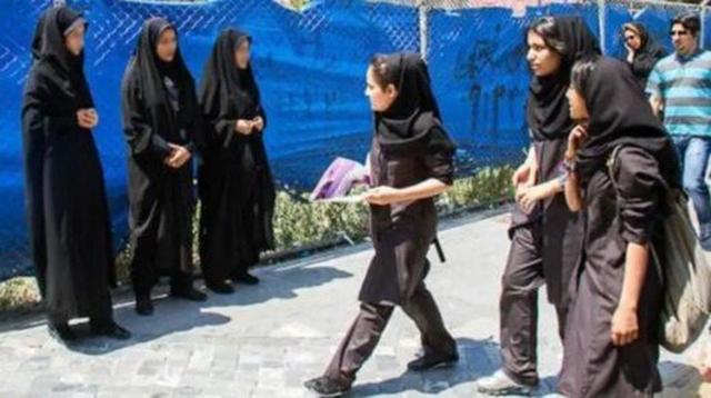 هشدار خراسان: مراقب دوقطبی حجاب در جامعه باشید!