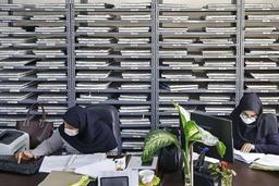 ساعت کاری ادارات دولتی در آستانه تغییر/ پنج شنبهها تعطیل میشوند؟