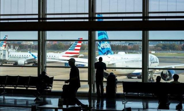 تاخیر و لغو پروازهای آمریکا تشدید شد