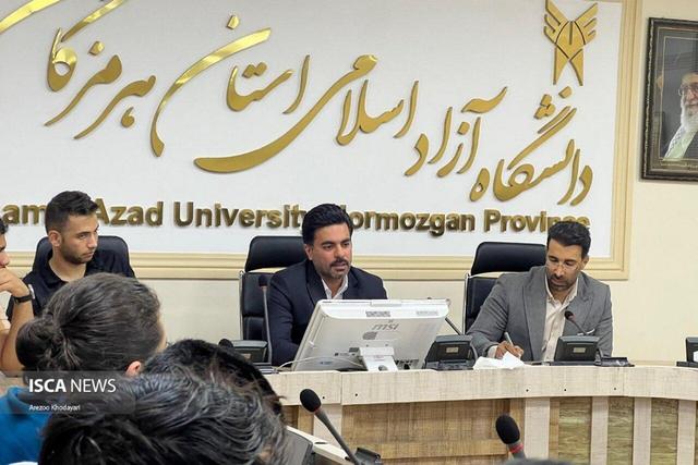 دیدار معاون فرهنگی و دانشجویی دانشگاه آزاد بندرعباس با دانشجویان ورزشکار برگزار شد