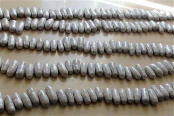 کشف ۲۳ بسته هروئین از معده یک تبعه افغان در مرز دوغارون