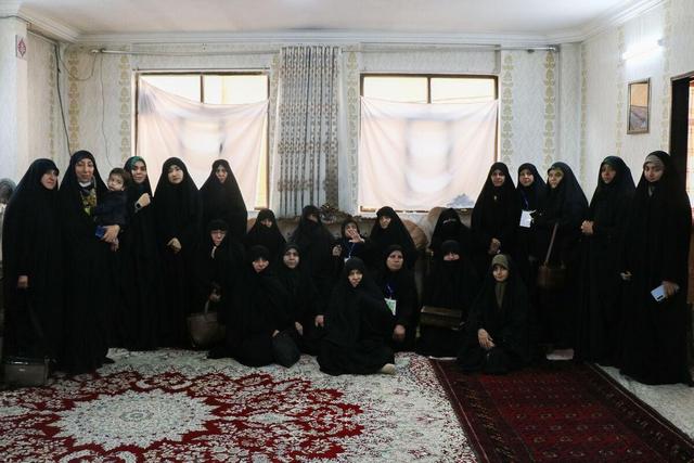 اشک و شعر برای شهید رئیسی در محفل فاطمی