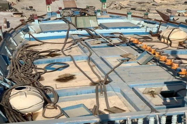 دادستانی: توقیف لنج در آبهای جاسک به اتهام قاچاق بیش از پنج میلیون لیتر سوخت