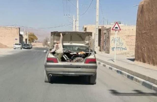 مولوی: پدر بیاحتیاط، کودک را در صندوق عقب پنهان کرد