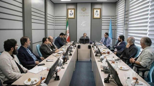 فریدزاده: «خارجیها» برای دیدن «فیلم ایرانی» به ایران میآیند/ ساختار «جشنواره جهانی فیلم فجر» باید براساس «دستورالعملهای فیاپف» تنظیم شود