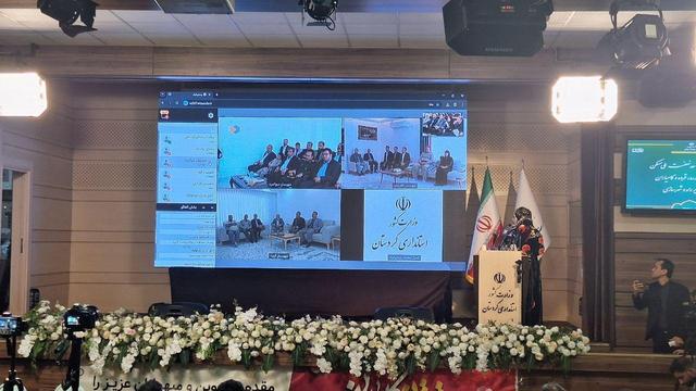 افتتاح و کلنگزنی طرحهای حوزه مسکن در کردستان با حضور وزیر راه