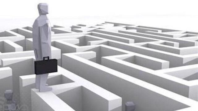 بروکراسی اداری سنگین بزرگترین مانع فعالیتهای فرهنگی و علمی دانشجویان است / علاقه جوانان به کوروش، نشانه بحران هویت نیست بلکه بازگشت به ریشههای ایرانی است