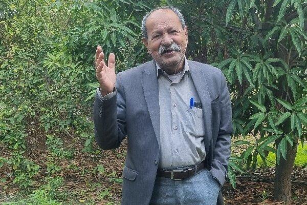 آشنایی با استادِ شاعر پرورِ هرمزگان؛ آثار «منصور ضمیری» گردآوری میشود