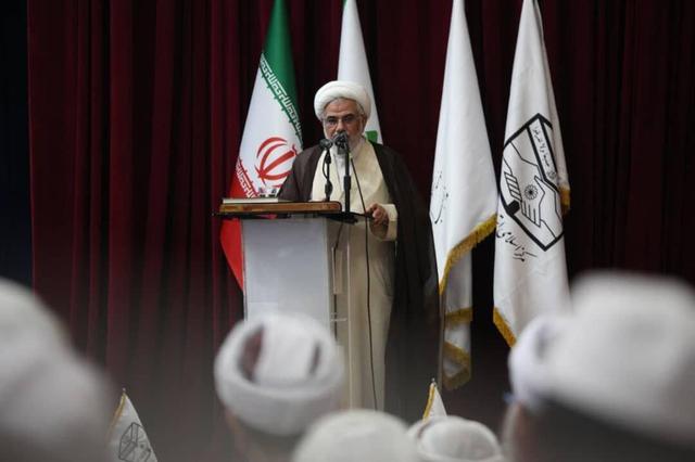 امام جمعه بندرعباس: بسیج برگرفته از ارزشهای الهی است