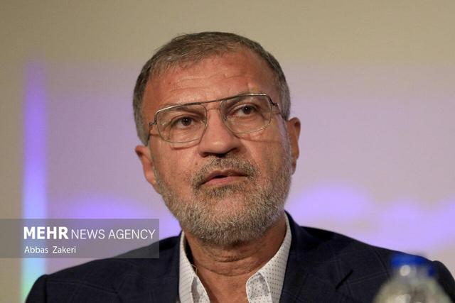 مرادی: اجازه نمی دهم در هرمزگان به خبرنگاران و اصحاب رسانه اهانت شود