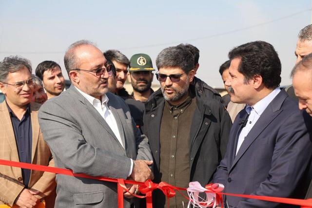 شکری: ۳ راه روستایی با بهره مندی ۱۲۰۰ خانوار در نقده افتتاح شد