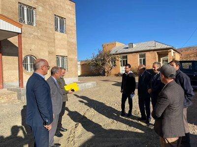 بازدید رضازاده از منطقه کمبرخوردار کوی وحدت سلماس