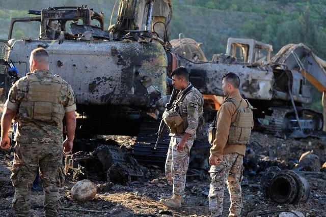 ارتش لبنان نمیتواند با تجاوزات اسرائیل مقابله کند؛ رابطه مکمل با حزبالله ضروری است