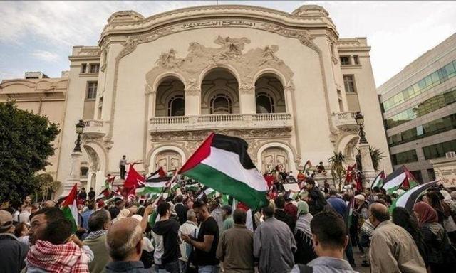 تجمع تونسیها در محکومیت نقض آتشبس در غزه از سوی رژیم صهیونیستی