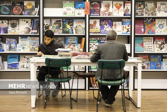 سفر تصویری به دل کتابخانههای مشهد