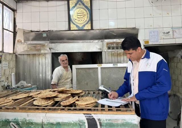 پایش ۲۰۰۰ واحد نانوایی در ازنا / شناسایی ۱۳۹ خبازی متخلف و پلمب ۸ واحد