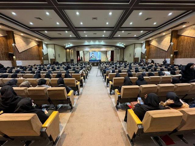 دانشگاهها با ارائه راهکارهای علمی و عملی، از بروز بحران جمعیتی جلوگیری کنند