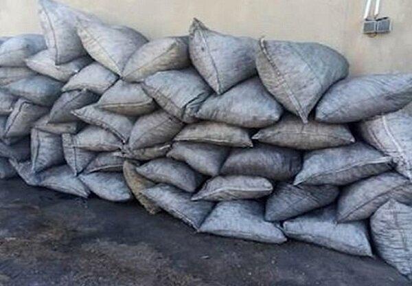 ۴ تُن زغال قاچاق در خور و بیابانک کشف شد