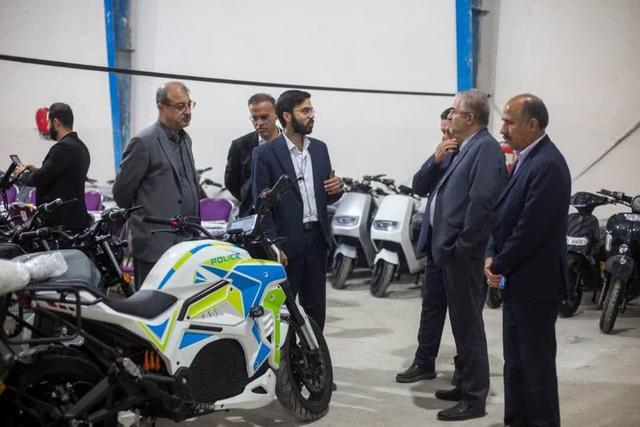 جهش برقی در بوشهر؛ خط تولید جدید موتورسیکلت روشن شد