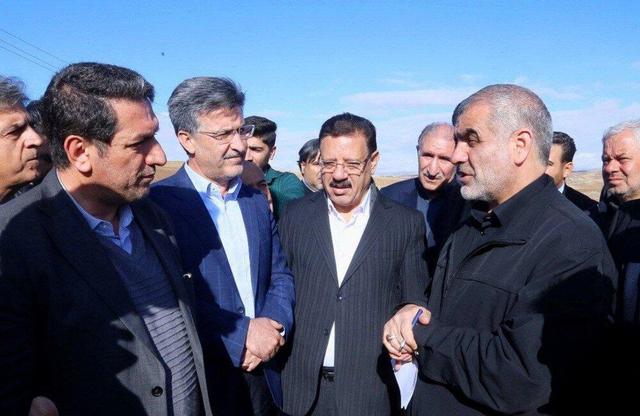 تأکید نائب رئیس مجلس بر حمایت از سرمایهگذاری داخلی و خارجی