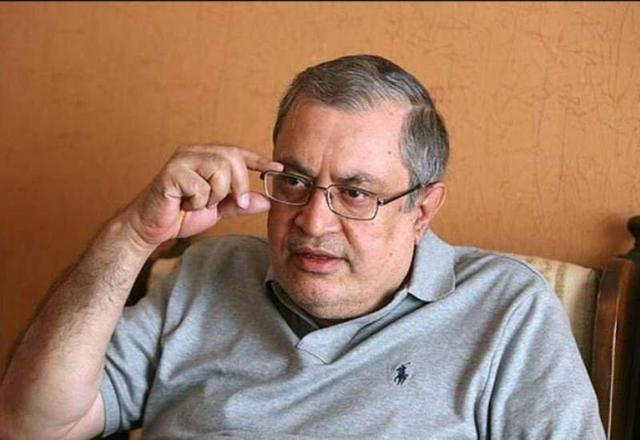 حمله کیهان به دولتهای هاشمی و روحانی به بهانه نقد مقاله حجاریان