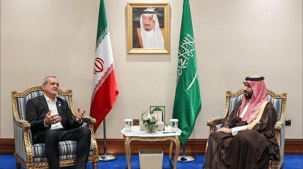 پیام مکتوب پزشکیان به محمد بن سلمان قبل از سفر او به آمریکا/ سخنگوی دولت: در این پیام از اقدامات سازنده سعودی برای خدماترسانی به حجاج ایرانی تشکر شده