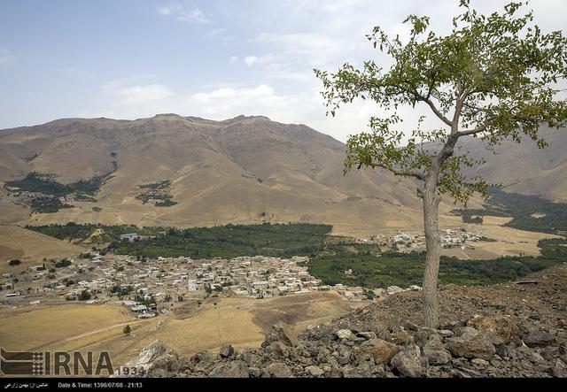 یک هزار قطعه زمین روستایی به متقاضیان فاقد مسکن در استان کرمانشاه واگذار شد