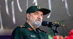 محسن رضایی: روزی دشمنان به ایران میآیند و در فرودگاه برای ملاقات با رئیس جمهور ایران التماس میکنند